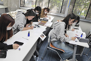 ラベルデザイン作業開始！